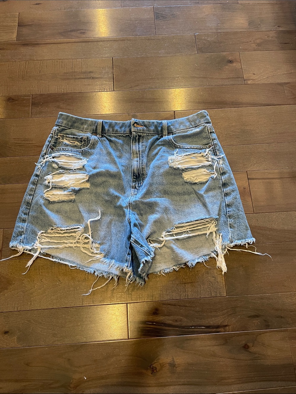 American Eagle Outfitters Light Blue Distressed High-Rise Jean Shorts